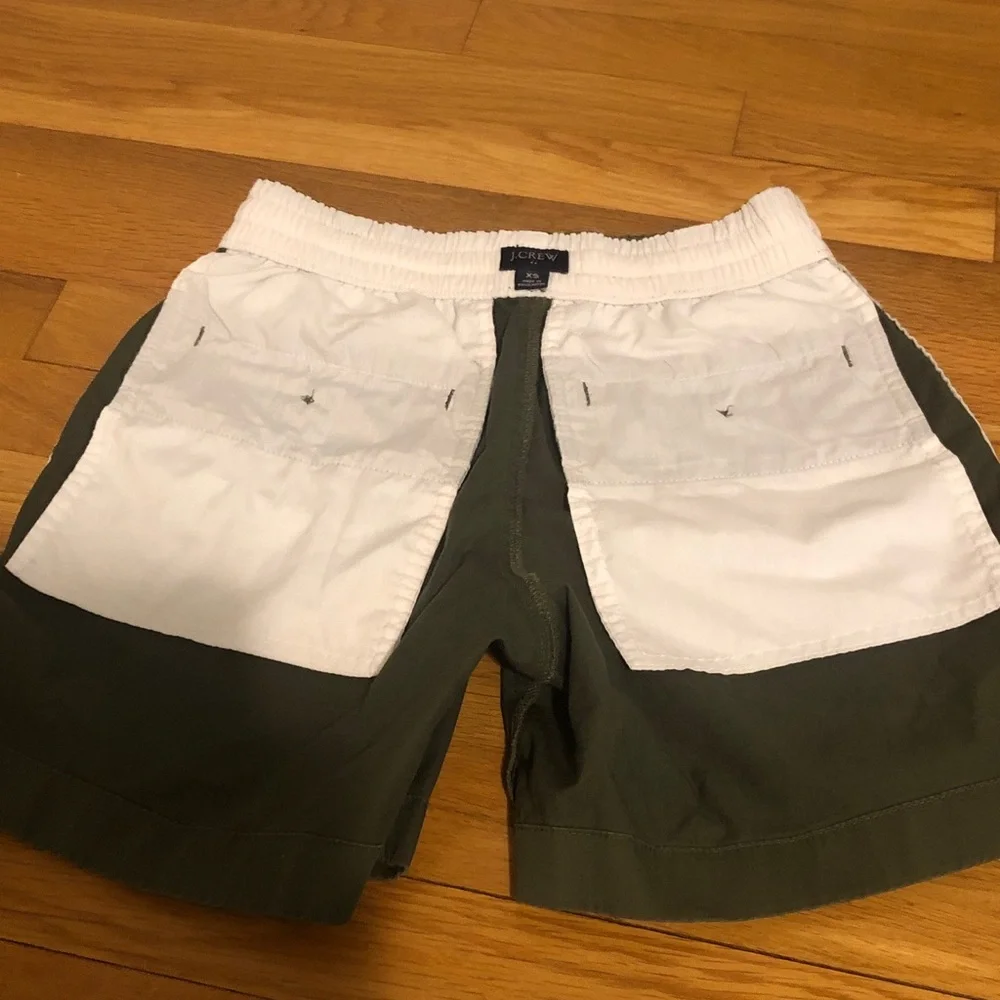 J. Crew Olive Green Drawstring khaki Shorts with White Cord size xs